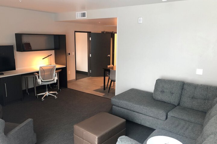 Home2 Suites by Hilton Los Angeles Montebello