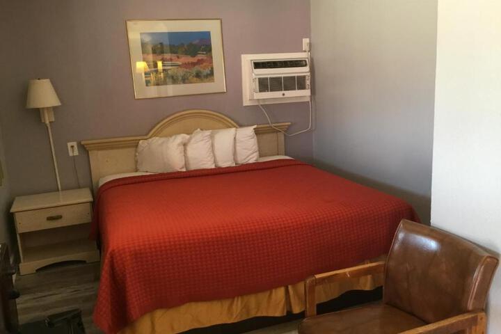 Budget Inn Plainview