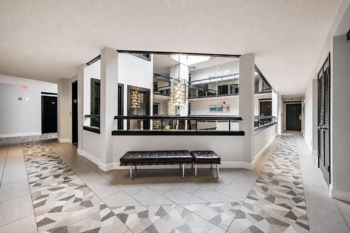 Hotel International