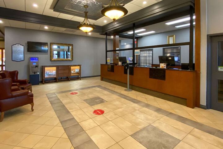 Hotel Interior 9 of 47
