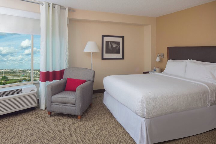Room 21 of 40