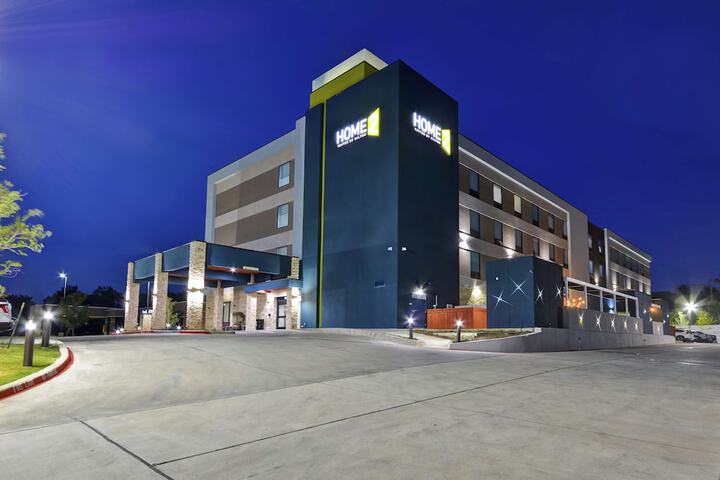 Home2 Suites by Hilton Bedford DFW West TX