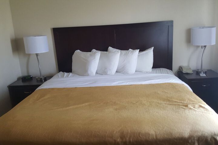 Room 36 of 46
