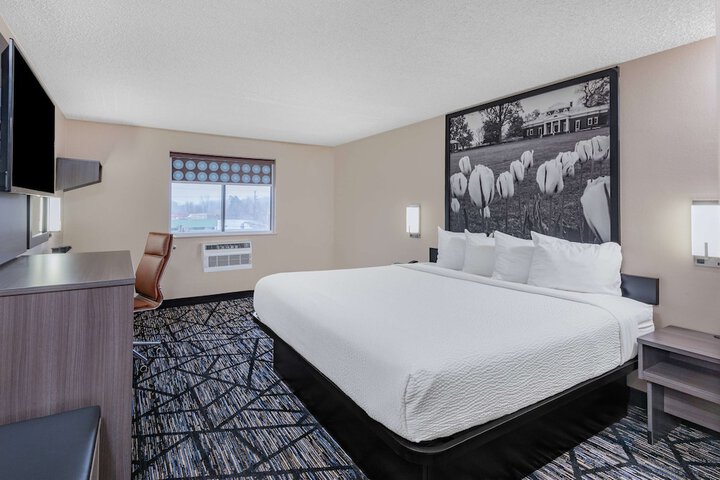 Room 19 of 28