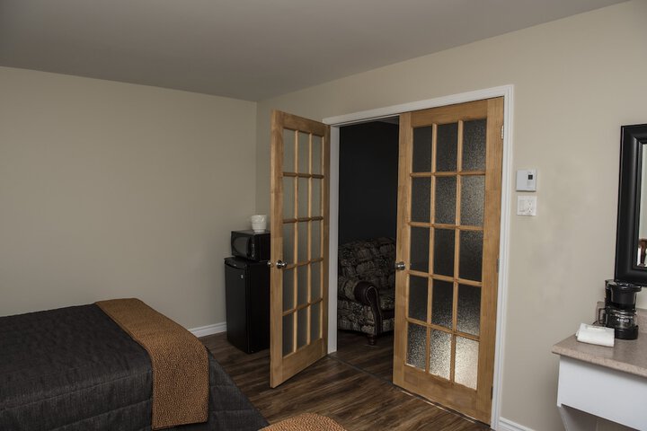 Room 22 of 49