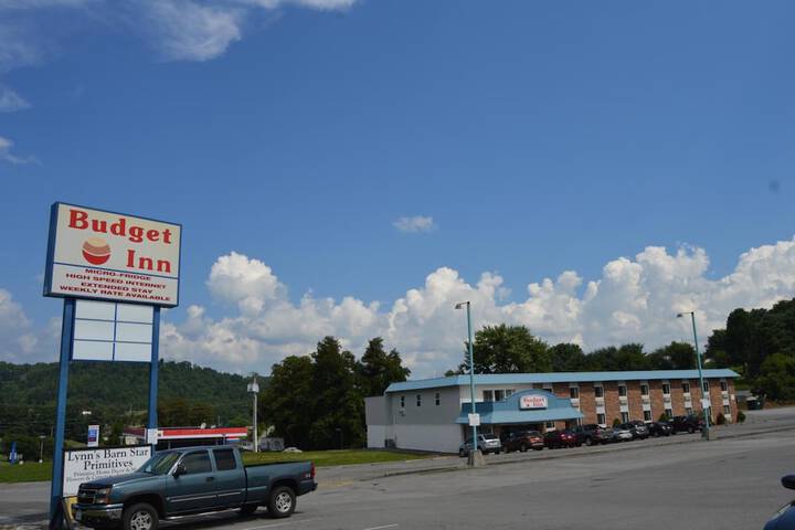 Budget Inn of Claypool Hill