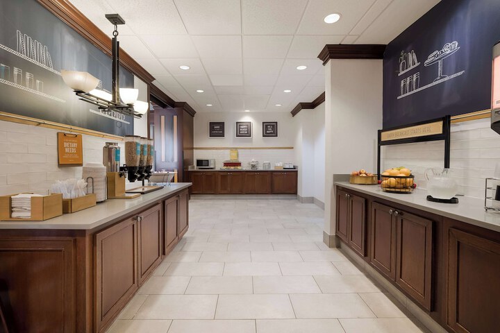 Hampton Inn McHenry
