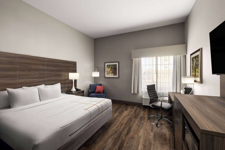 Room 20 of 42