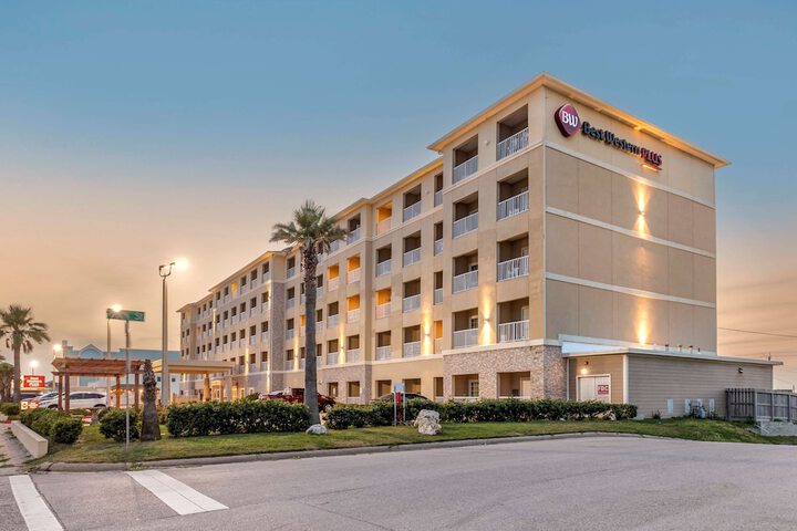 Hotel 3 of 27
