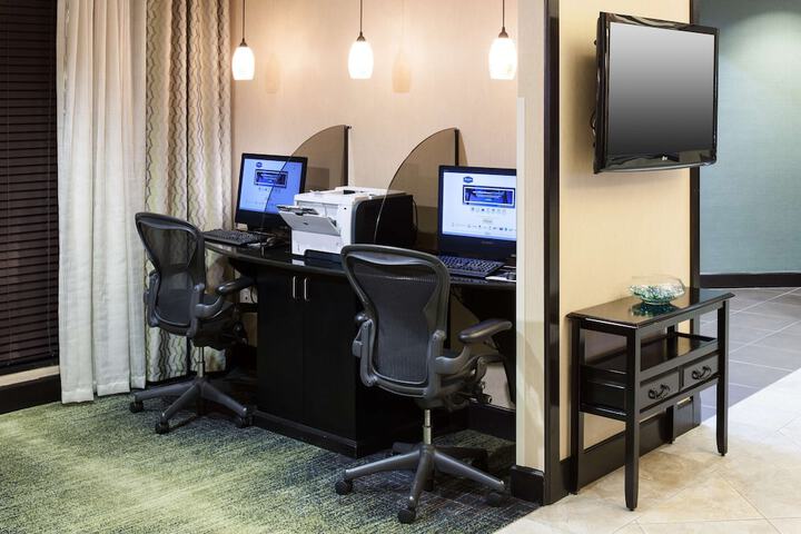 Business Center 47 of 47
