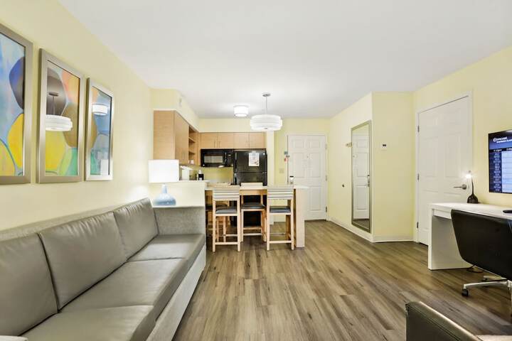 Room 45 of 98