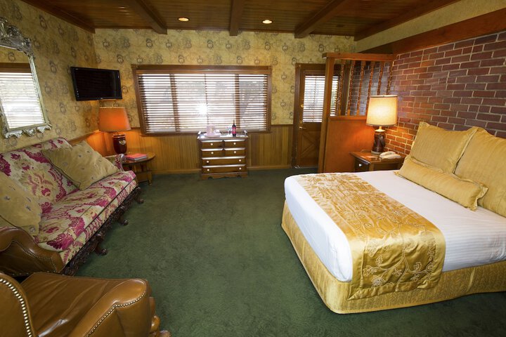 Room 217 of 461