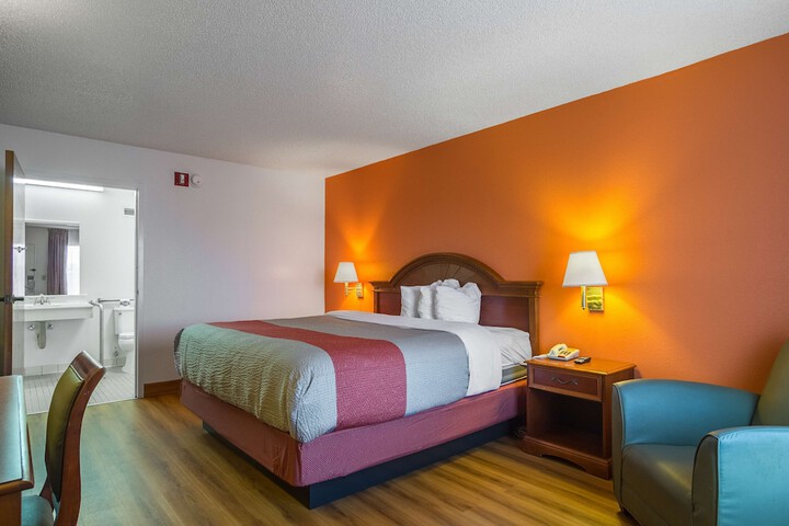 Room 21 of 24