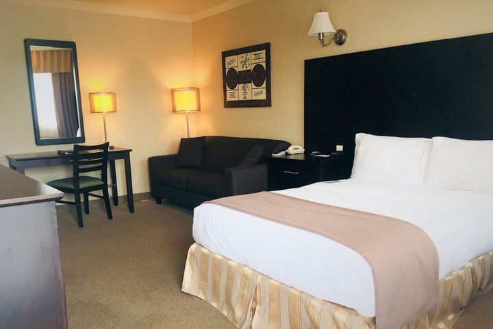 Room 14 of 31