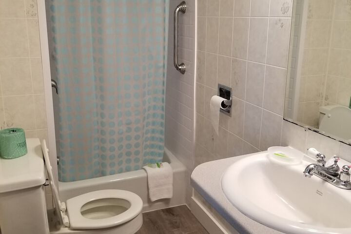 Room 45 of 114