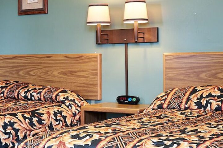 Room 16 of 27