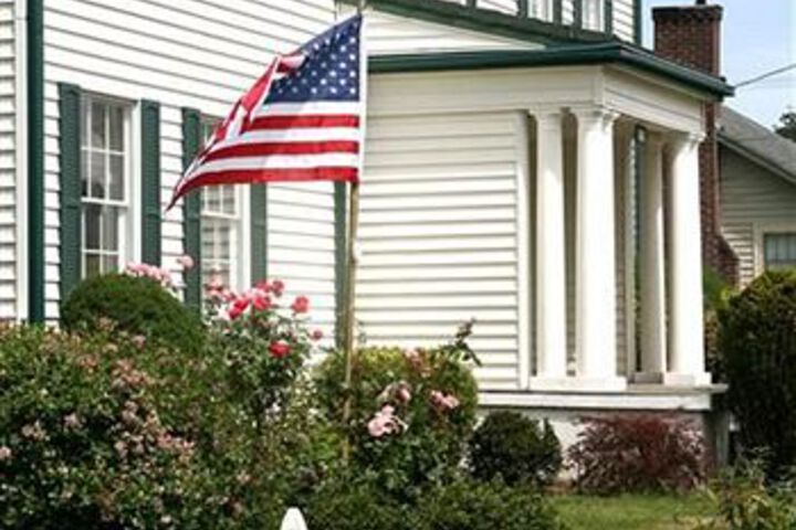 R. R. Thompson House