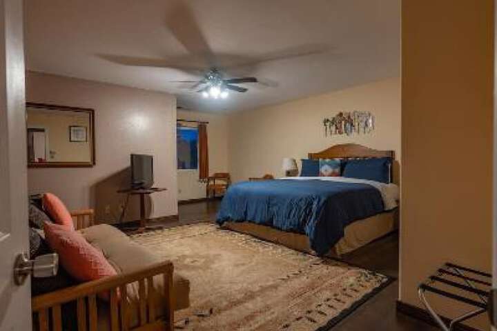 Room 32 of 63