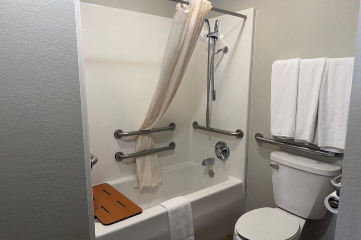 The Magnolia Hotel Searcy