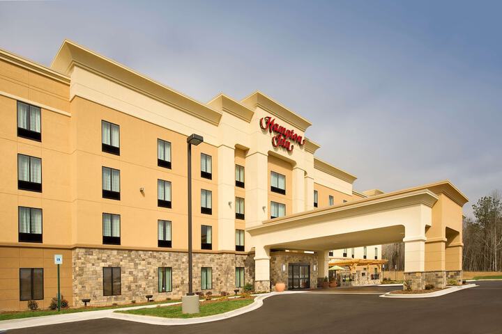 Hotel 2 of 27