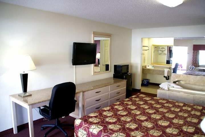 Room 8 of 8