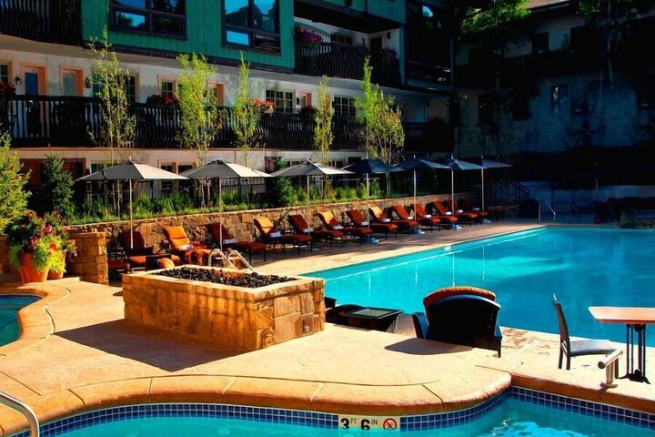 Pool 4 of 27