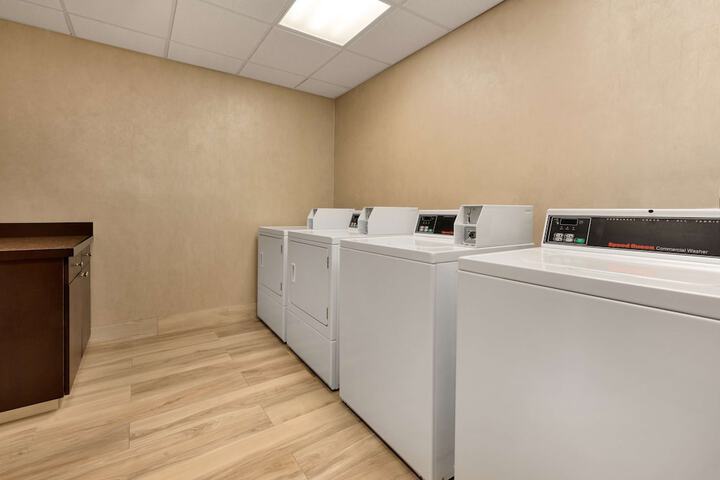 Hampton Inn & Suites Monroe
