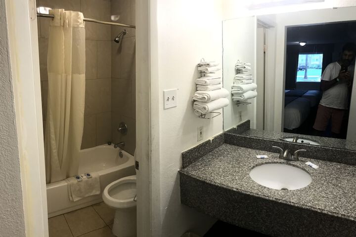 Room 12 of 13