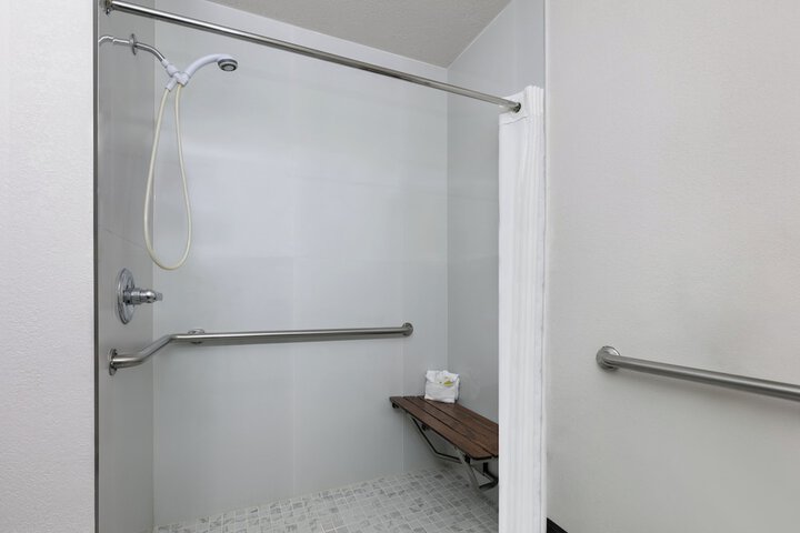 Room 41 of 59