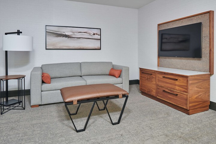 Room 49 of 64