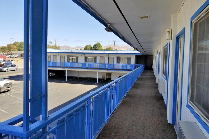 Regency Inn