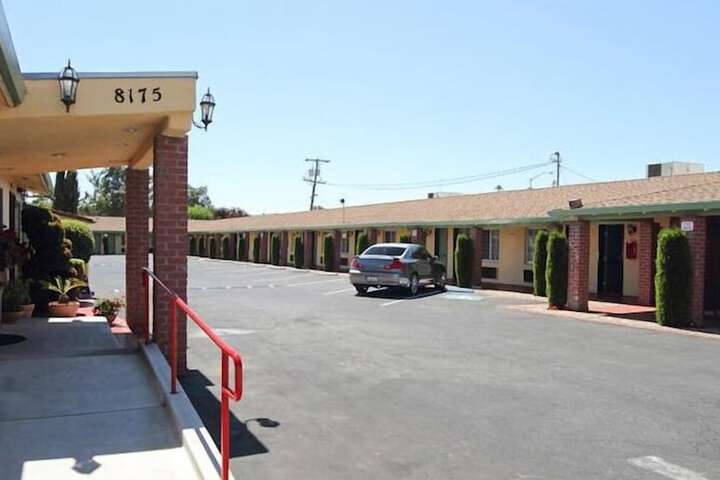 Hotel 5 of 24