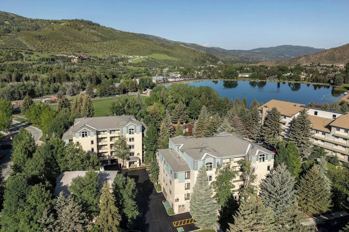 Sheraton Lakeside Terrace Villas at Mountain Vista Avon, Vail Valley