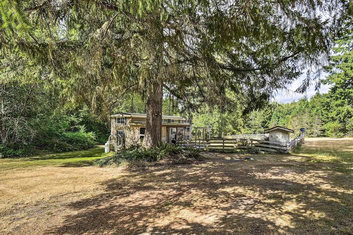 Cozy Gig Harbor Cottage 2 Mi to Case Inlet!