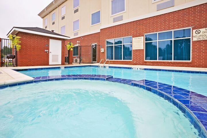 Pool 6 of 39