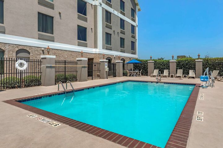 Pool 6 of 48