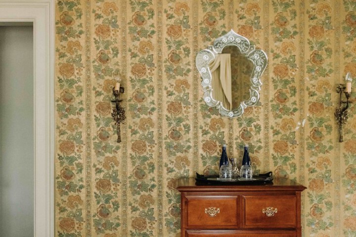 Room 48 of 87
