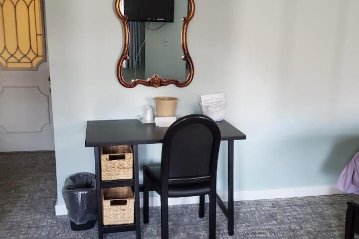 Room 126 of 208