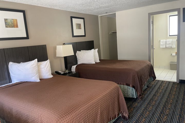 Room 8 of 29
