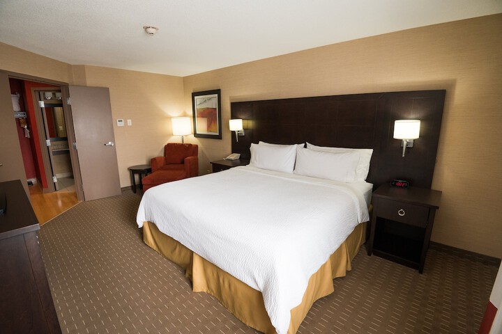 Room 43 of 65