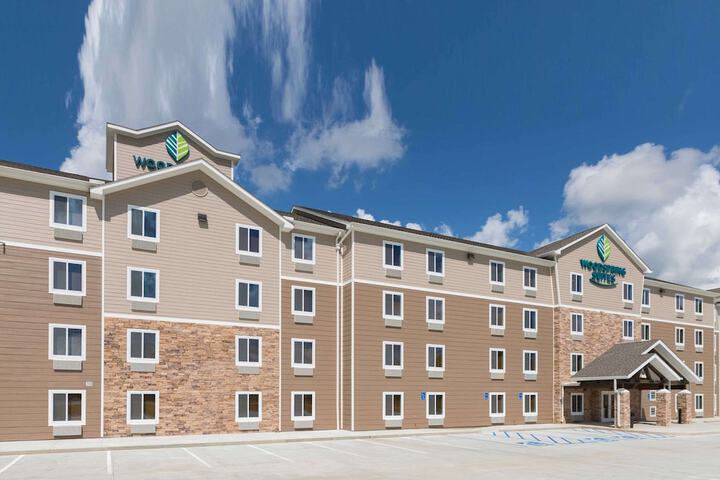Hotel 5 of 28