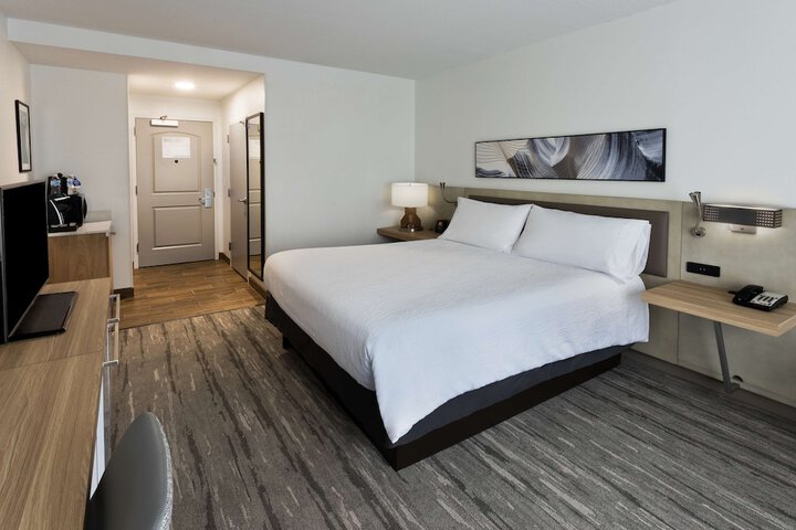 Room 20 of 42