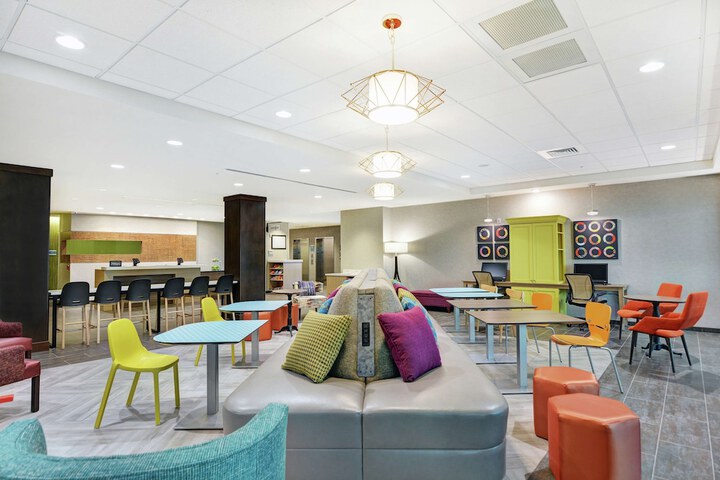 Hotel Interior 11 of 46
