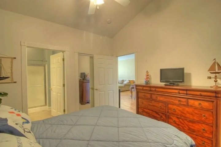 Magnolia Pointe 404 4861