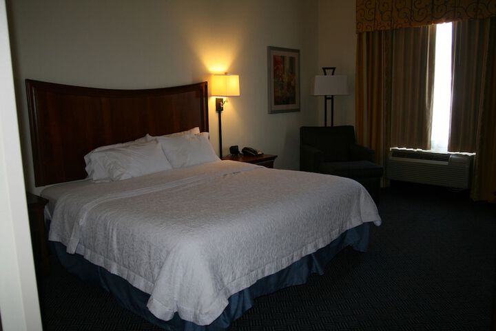 Room 44 of 94