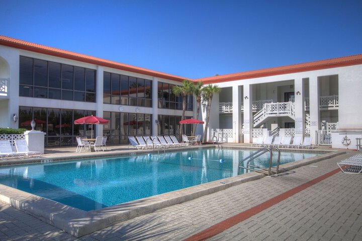 Pool 7 of 29