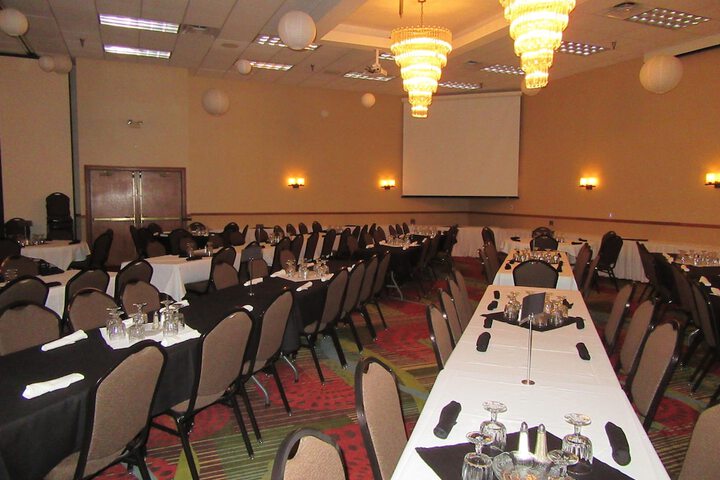 Ballroom/Hall 52 of 57