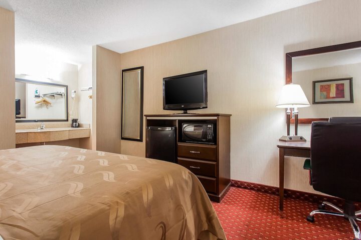 Room 26 of 48