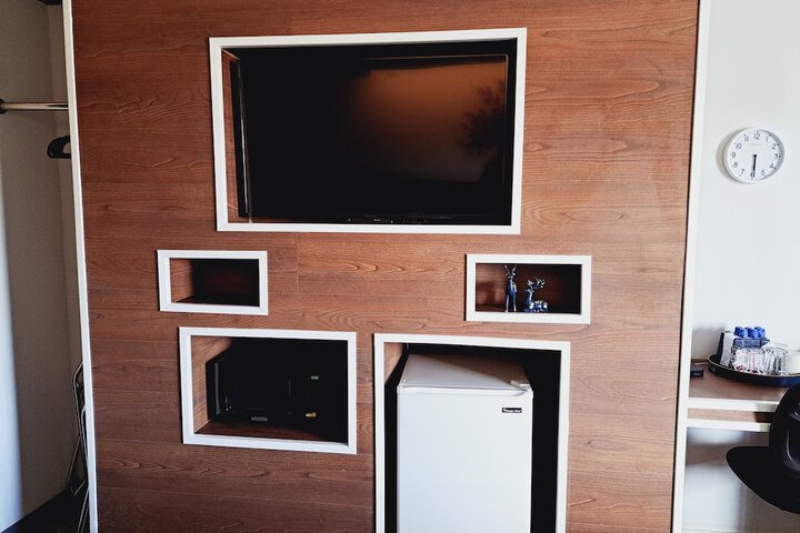 Hotel 7 of 63