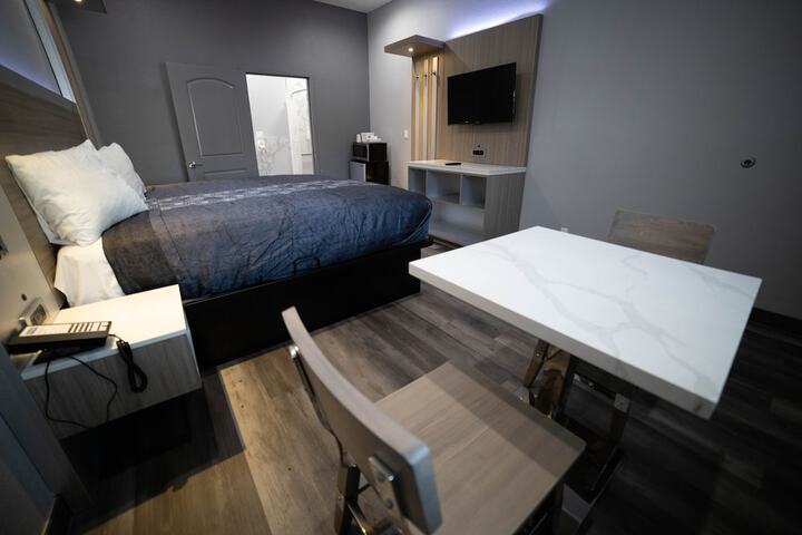 Room 42 of 73